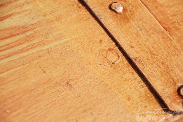 Holztruhe restaurieren