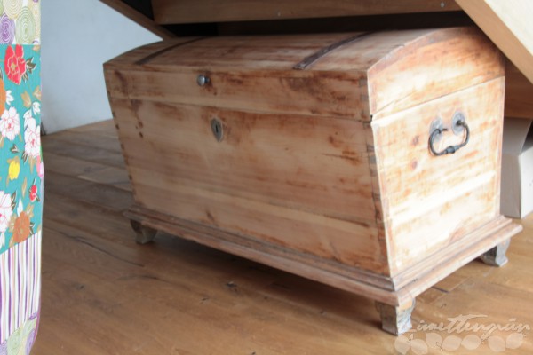 Holztruhe restaurieren